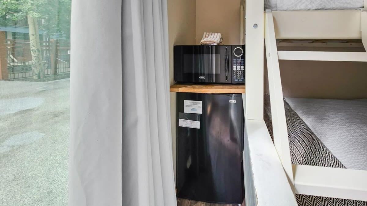 Cozy Studio With Shared Pool -3 Min To Ski Lift Breckenridge Eksteriør bilde