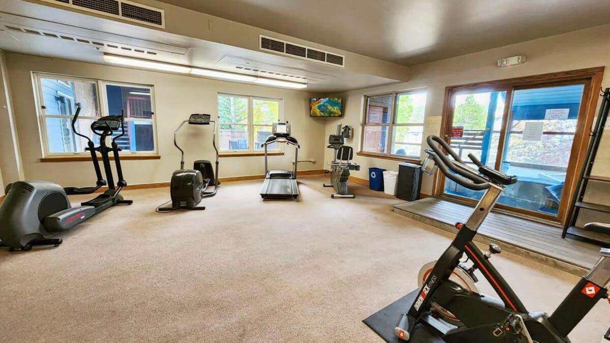 Cozy Studio With Shared Pool -3 Min To Ski Lift Breckenridge Eksteriør bilde