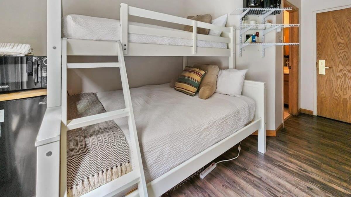 Cozy Studio With Shared Pool -3 Min To Ski Lift Breckenridge Eksteriør bilde