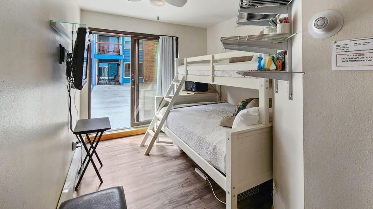 Cozy Studio With Shared Pool -3 Min To Ski Lift Breckenridge Eksteriør bilde